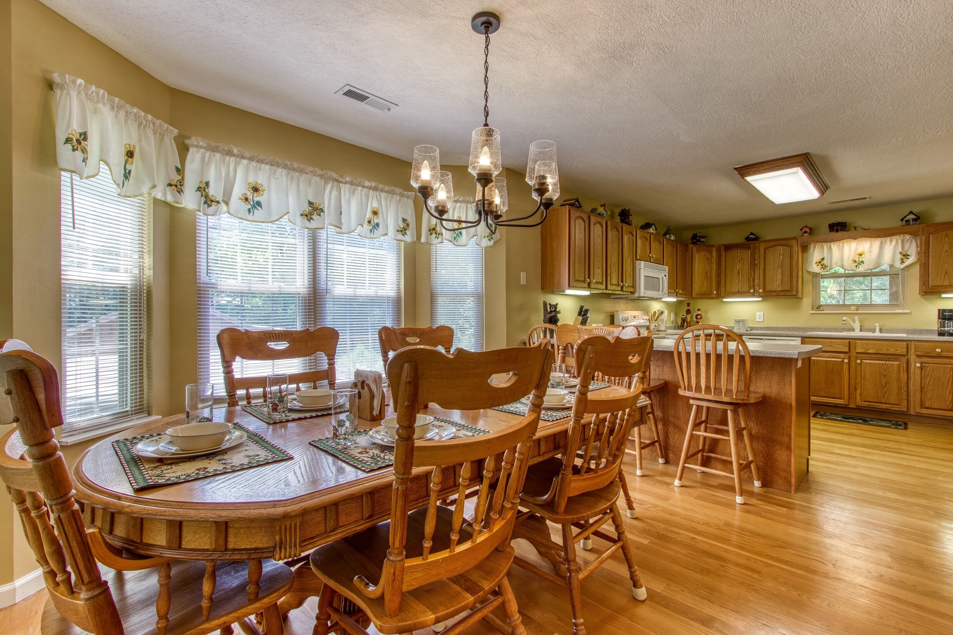 Bluebirds Song by HoneyBearCabins