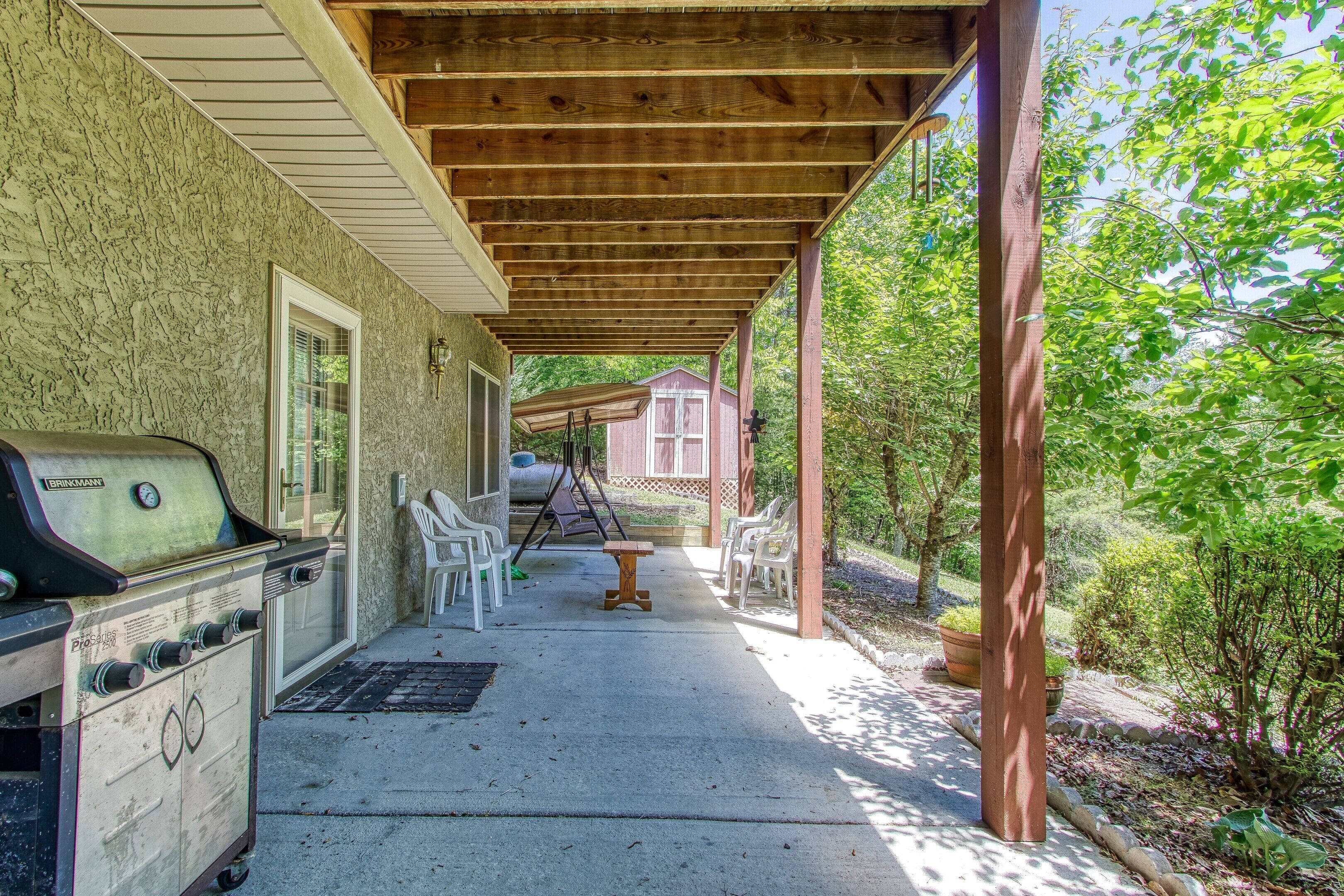 Bluebirds Song by HoneyBearCabins