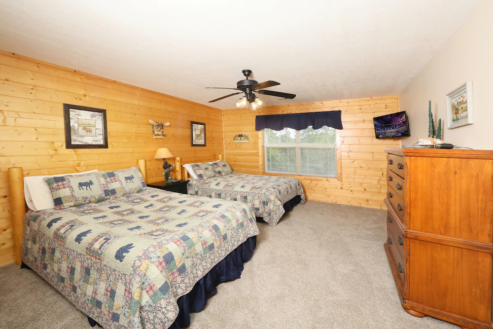 Mountain Shadow Lodge