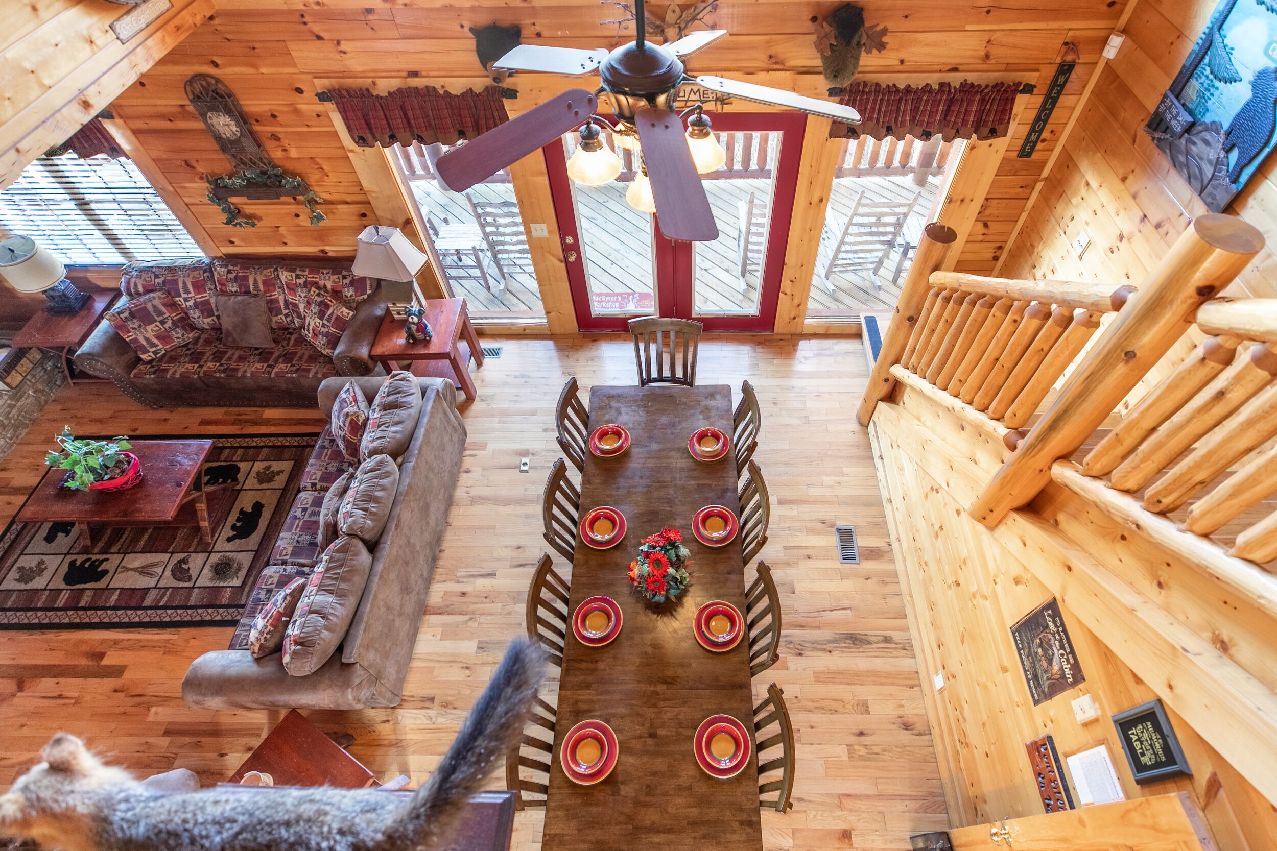 SmokyStays Bears Den Cabin