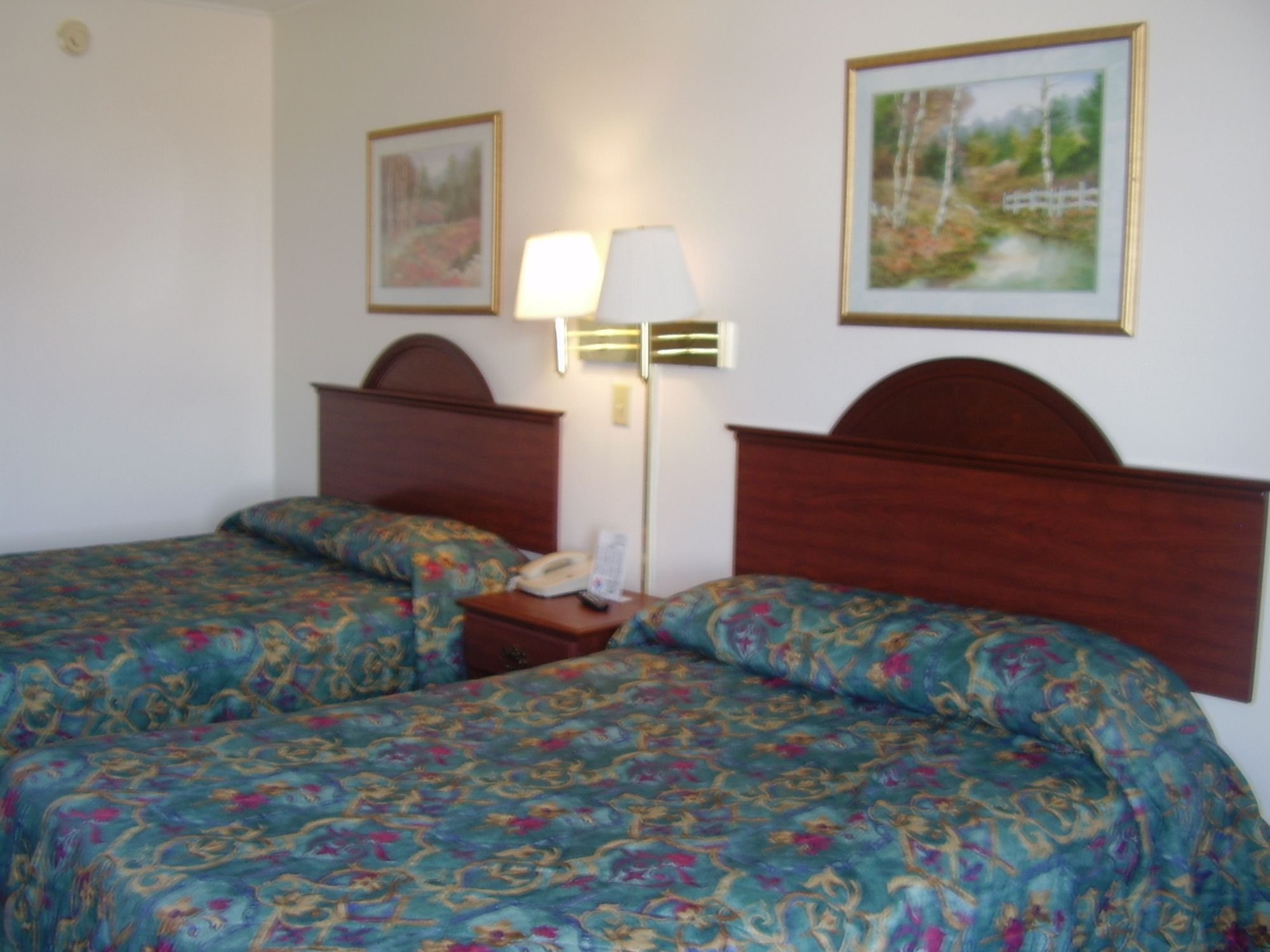 Hilltop Hotel