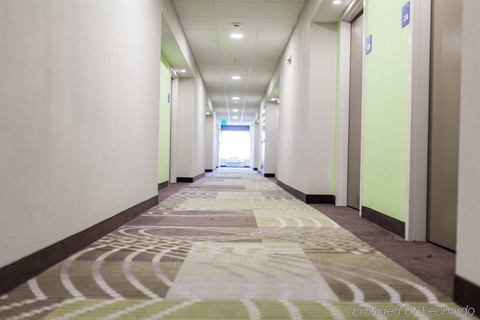 Holiday Inn Express & Suites Sweetwater