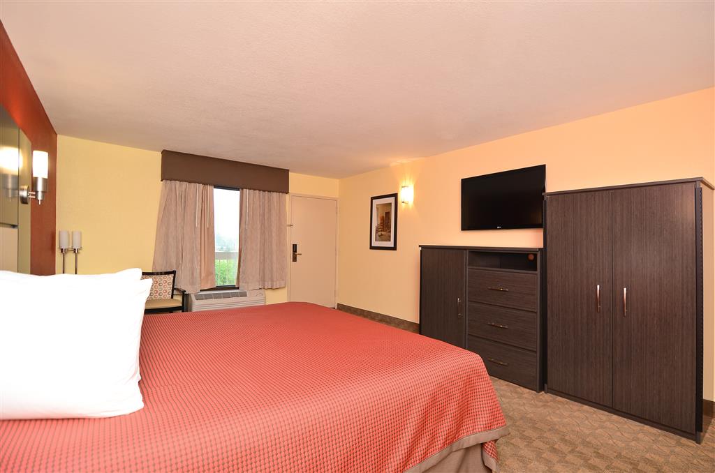 Best Western Cades Cove Inn