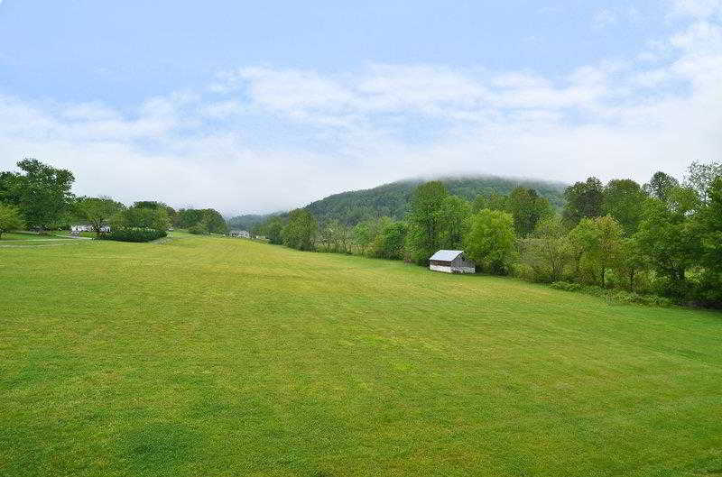 Best Western Cades Cove Inn