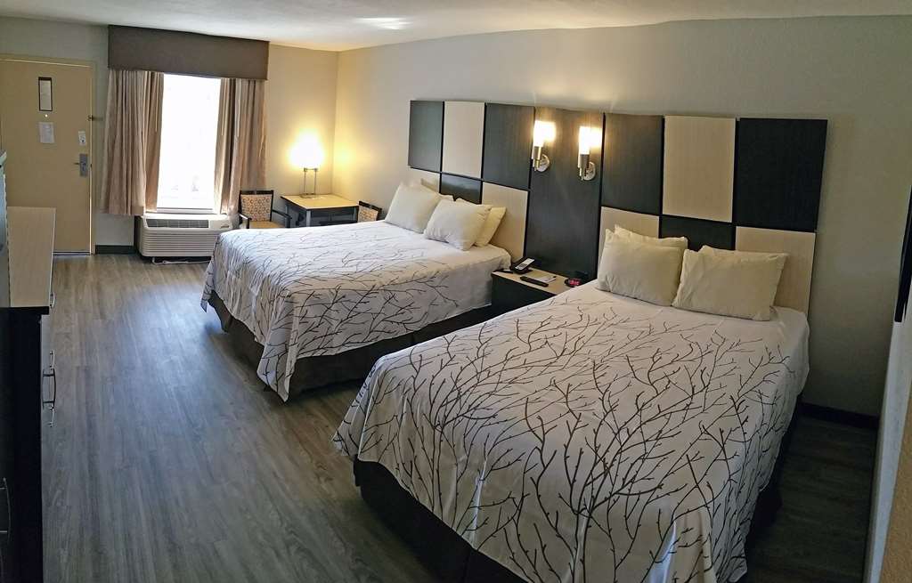 Best Western Cades Cove Inn