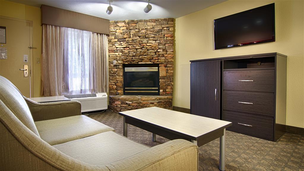 Best Western Cades Cove Inn