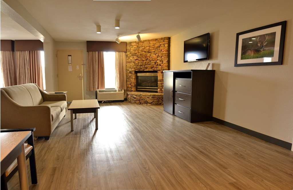 Best Western Cades Cove Inn