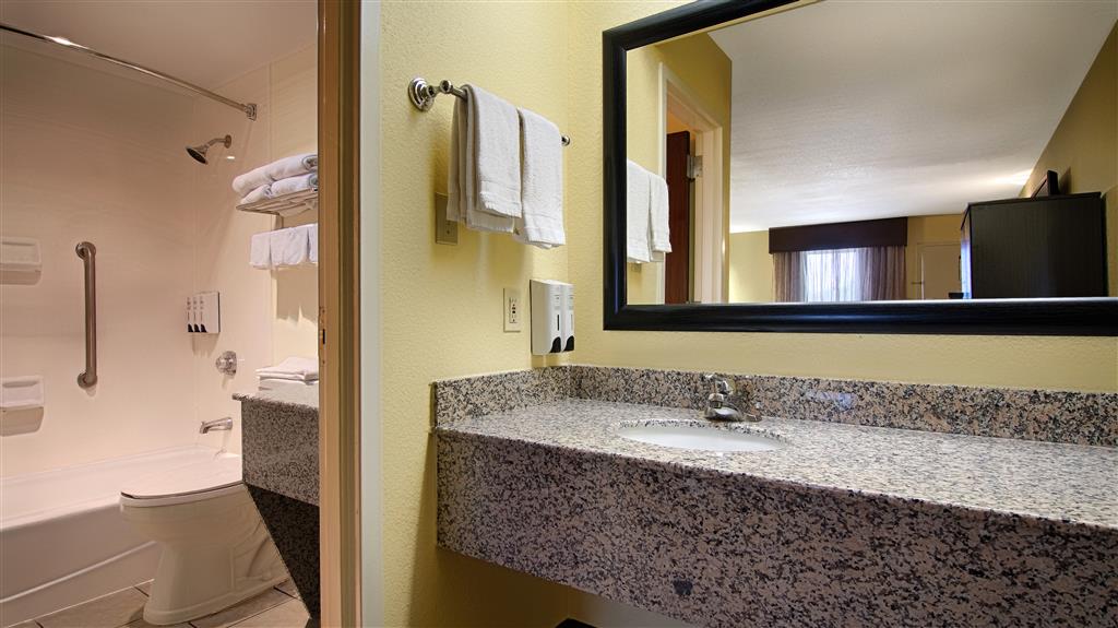 Best Western Cades Cove Inn