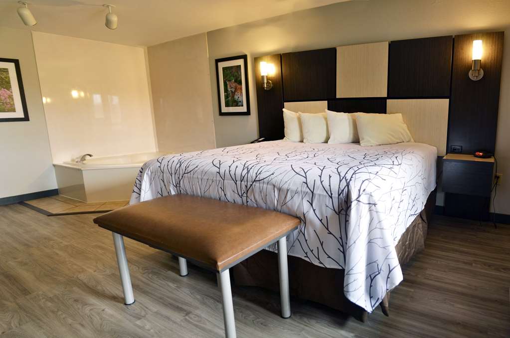 Best Western Cades Cove Inn