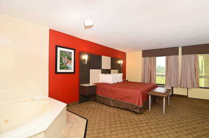 Best Western Cades Cove Inn