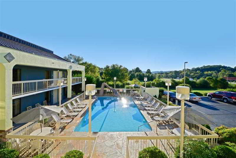 Best Western Cades Cove Inn