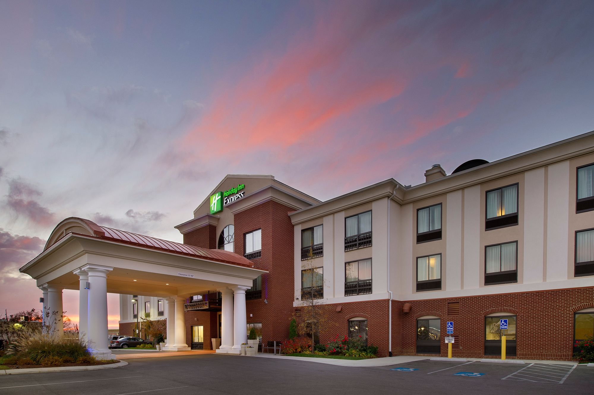 Holiday Inn Express Tullahoma