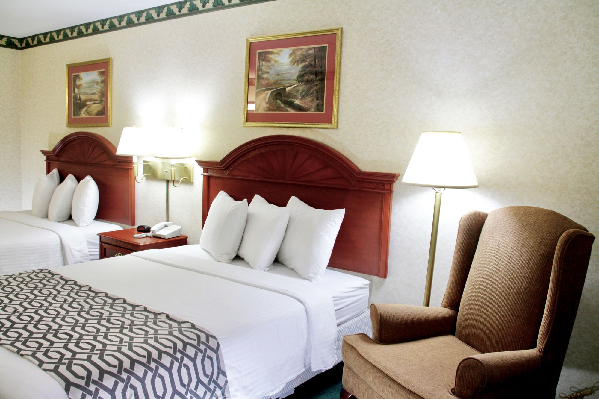 Grand Vista Hotel & Suites