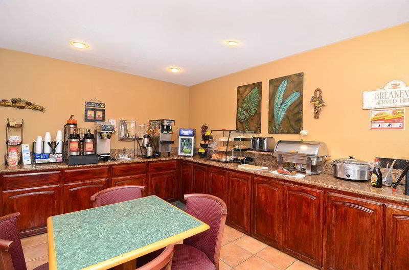 Best Western Abilene Inn & Suites