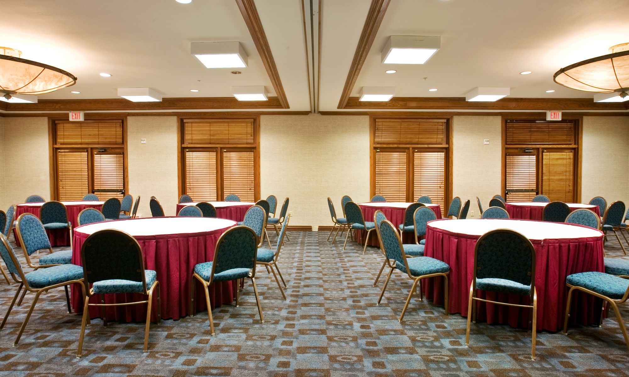 Holiday Inn Express & Suites Dallas-Addison