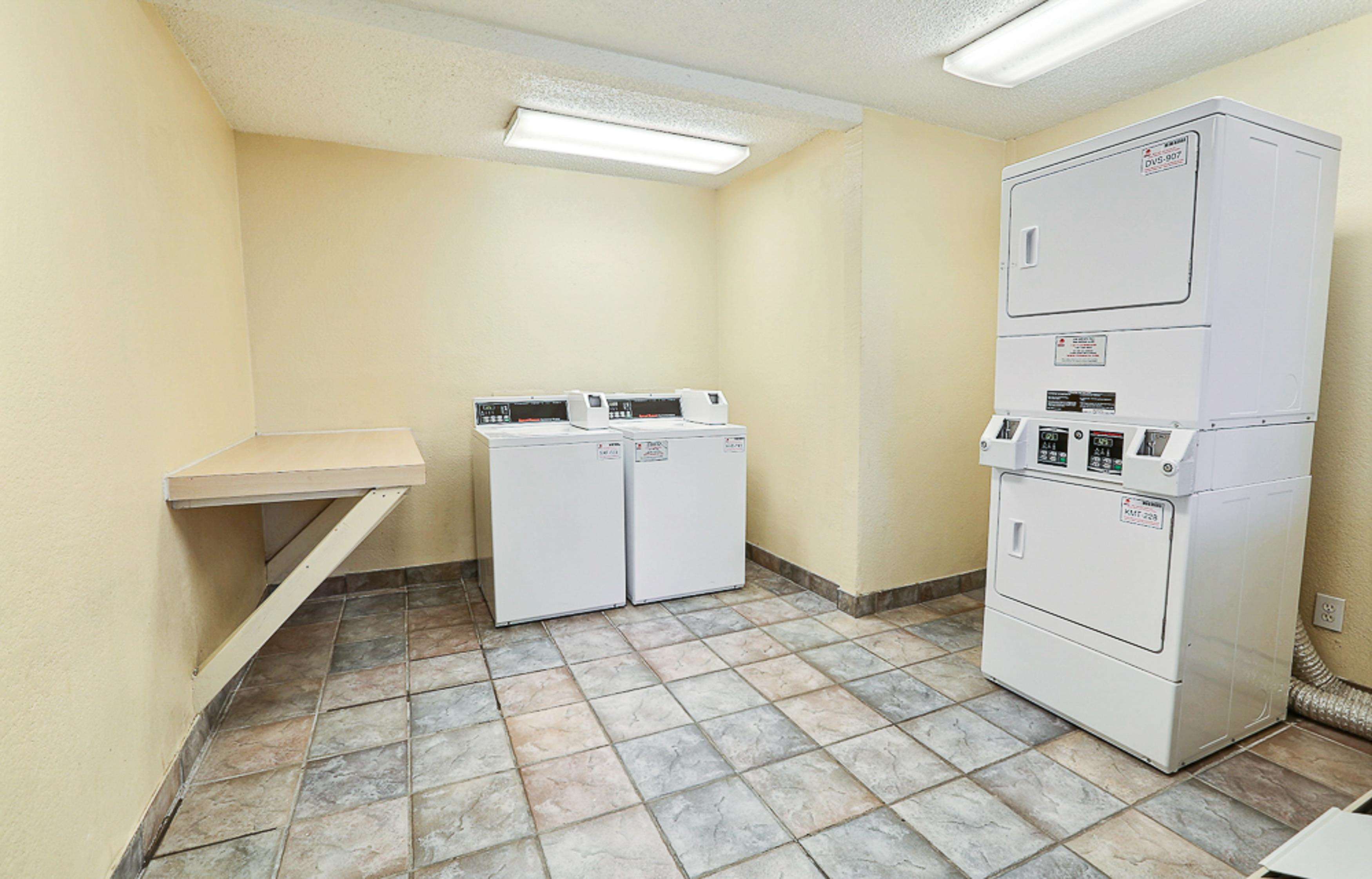 Motel 6 Dallas - Addison