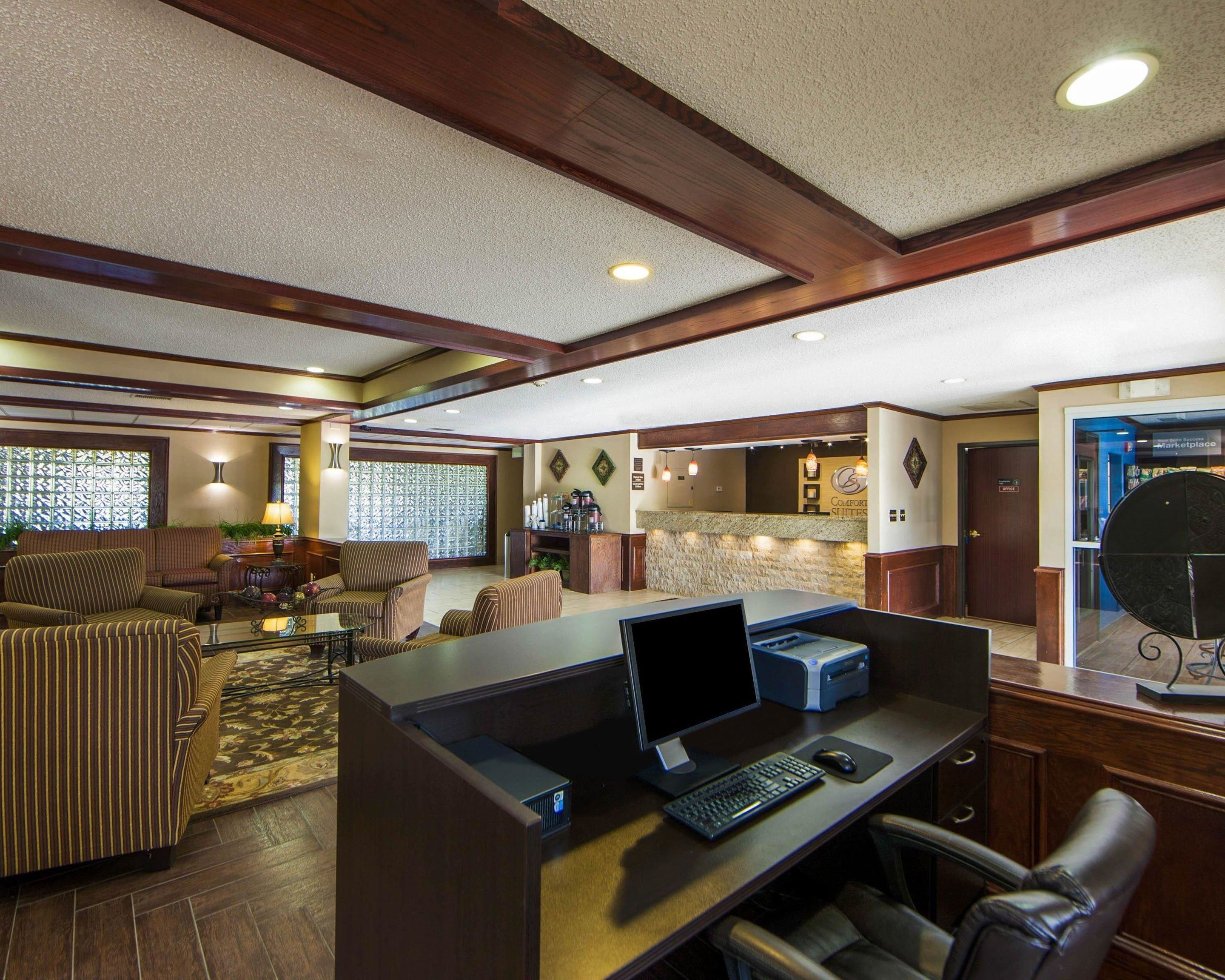 Quality Suites Addison-Dallas