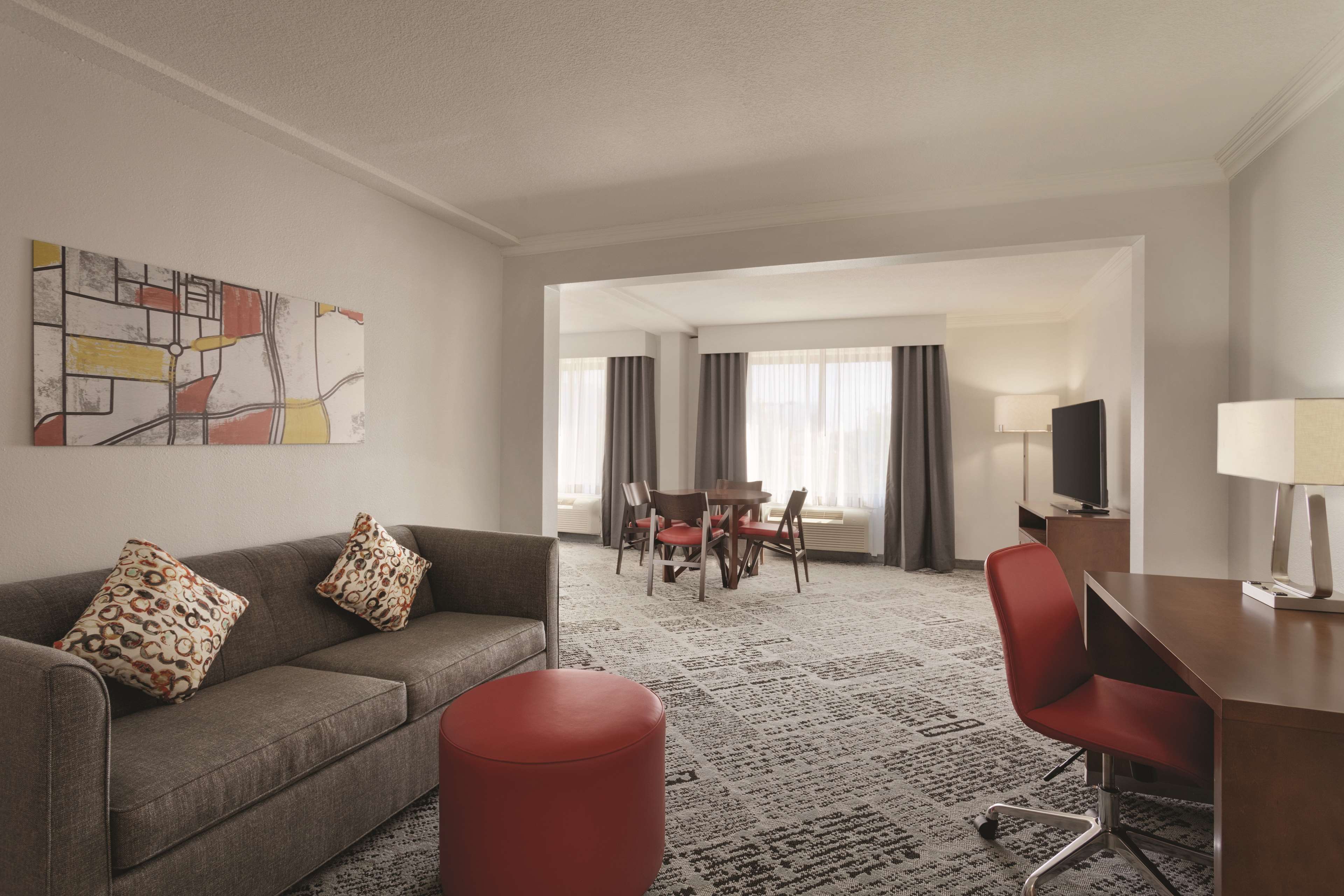 Pace Hotel Addison