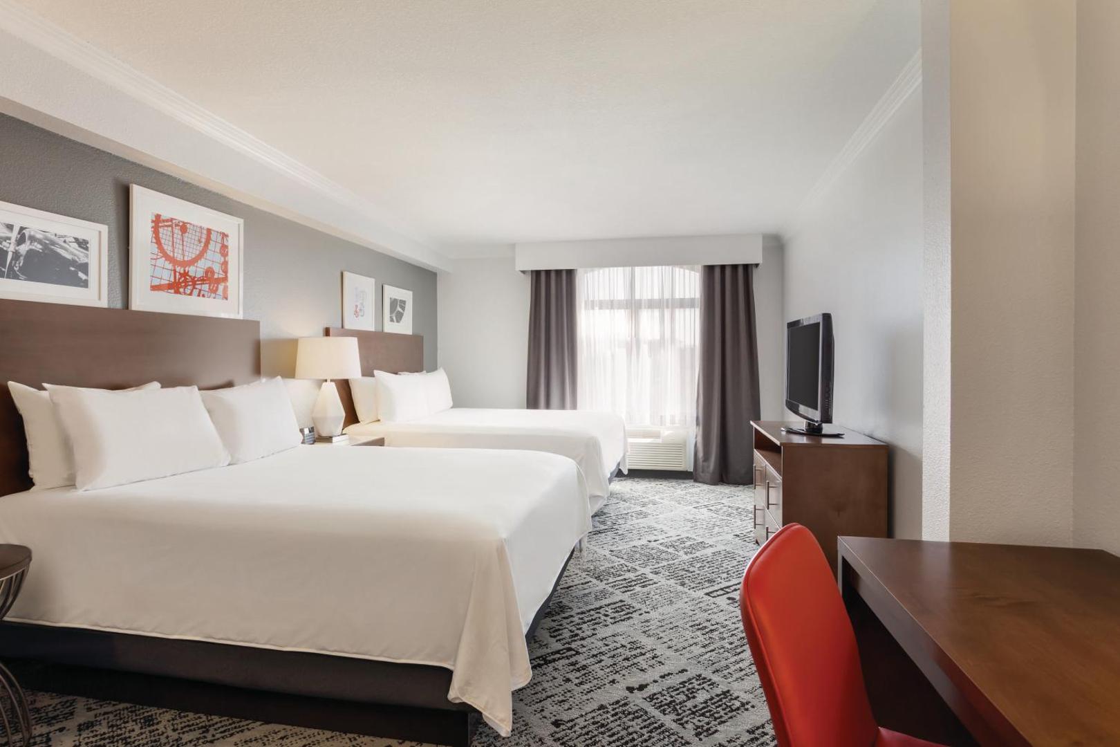 Pace Hotel Addison