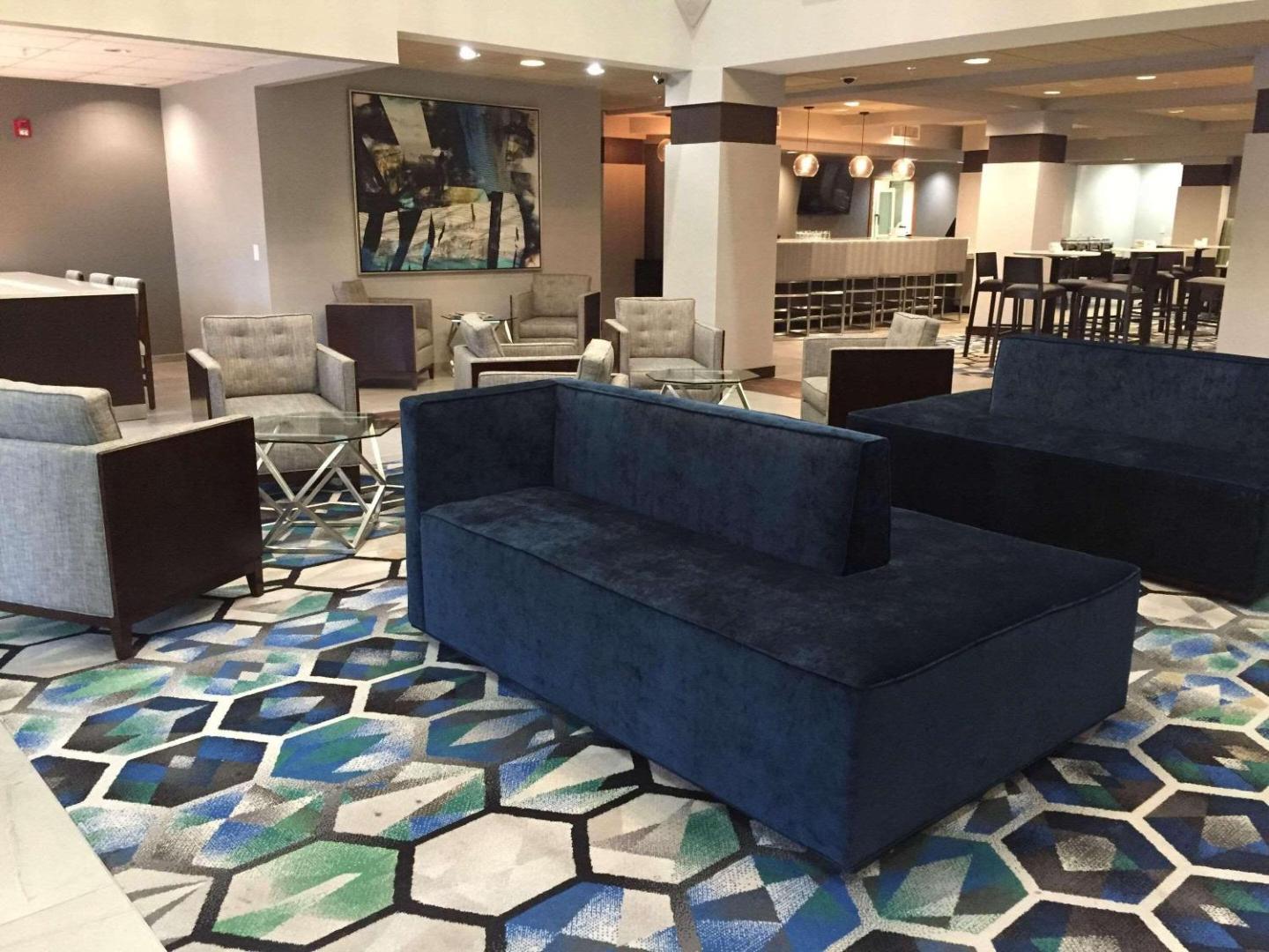 Pace Hotel Addison