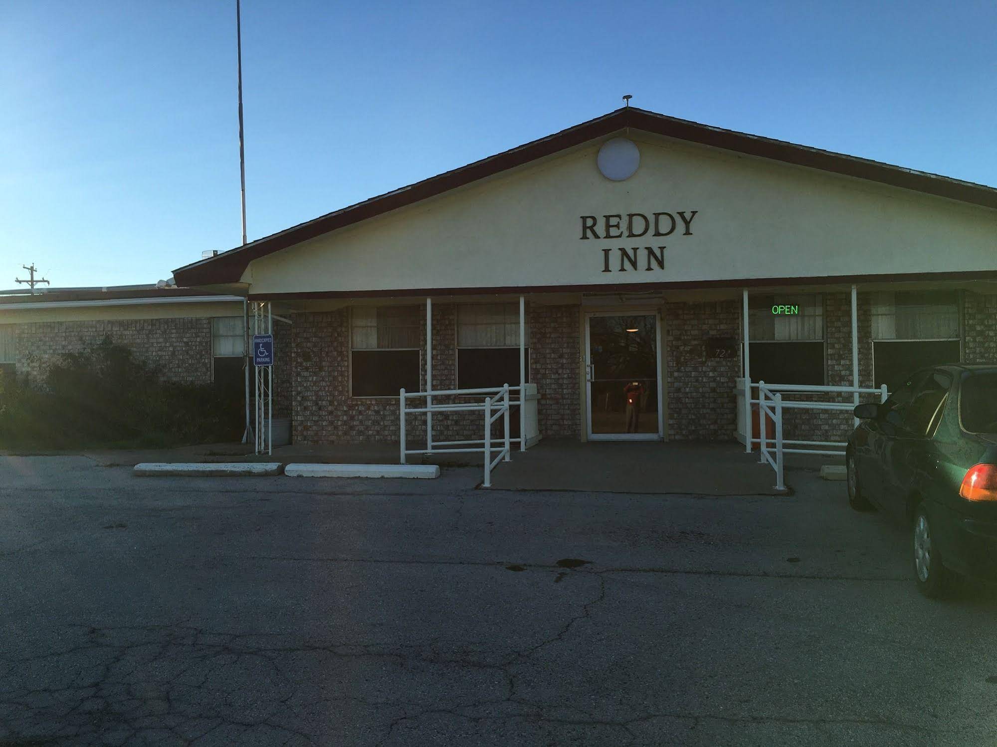 Reddy Inn and Suites