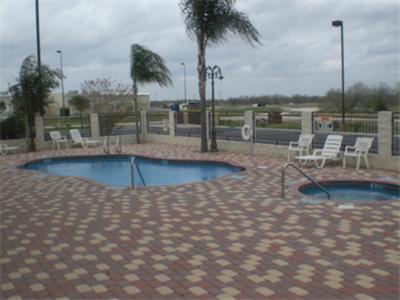 Holiday Inn Express Hotel & Suites Alice