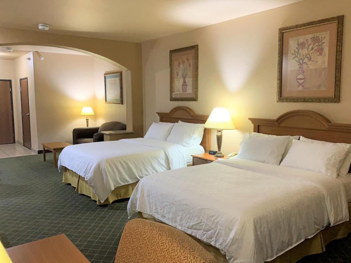 Holiday Inn Express Hotel & Suites Alice
