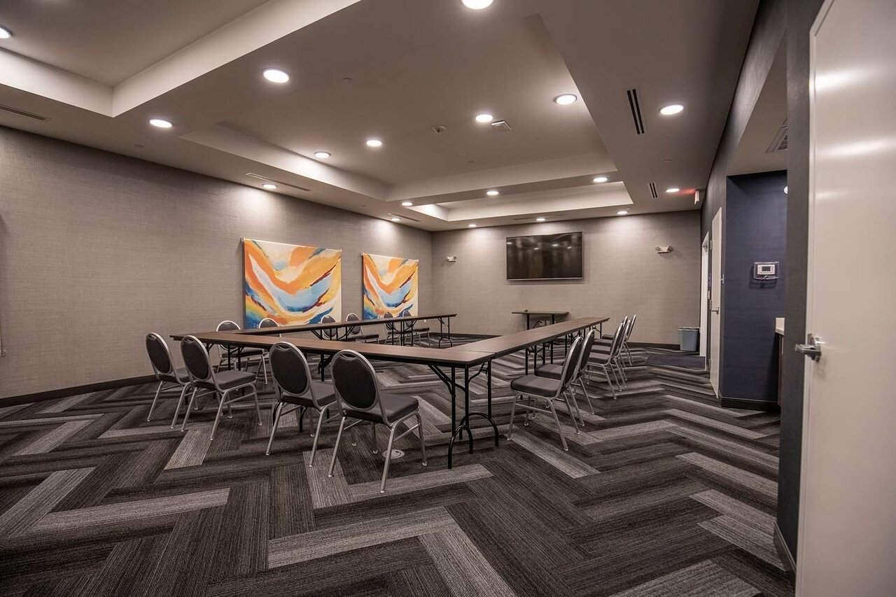 Tru by Hilton Allen Dallas