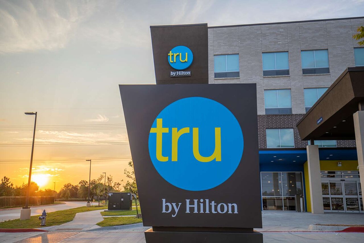 Tru by Hilton Allen Dallas