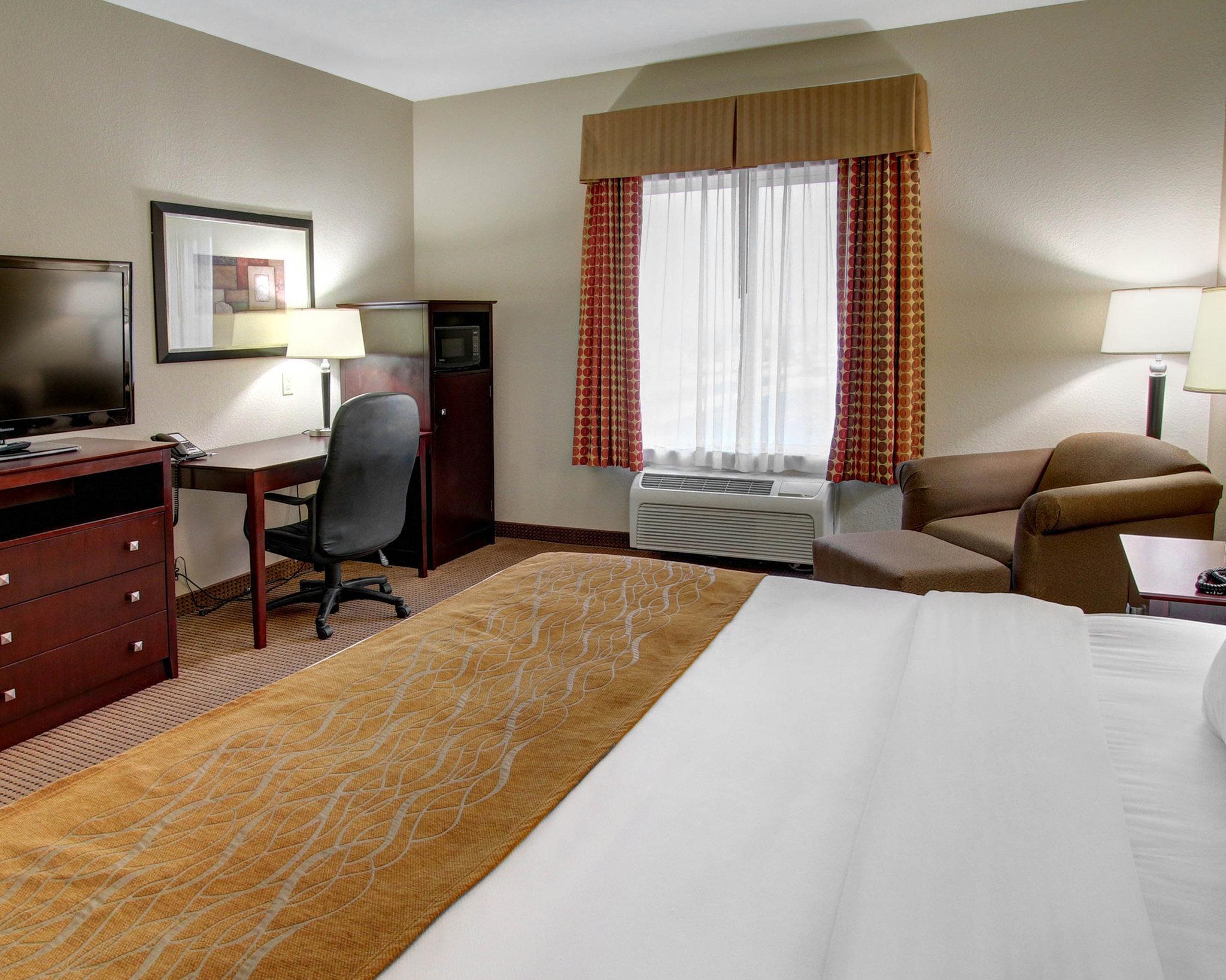Comfort Inn & Suites Alvarado