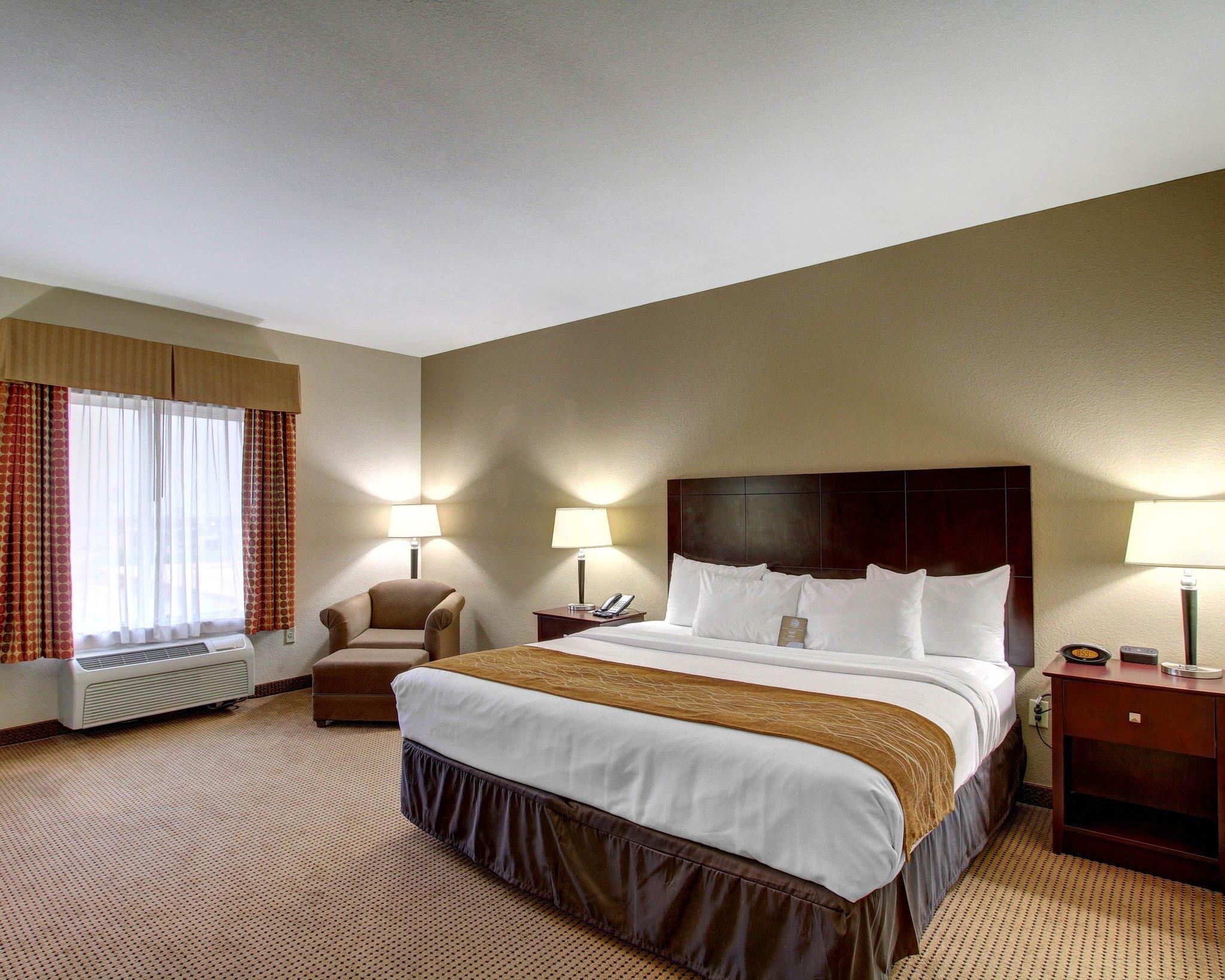 Comfort Inn & Suites Alvarado