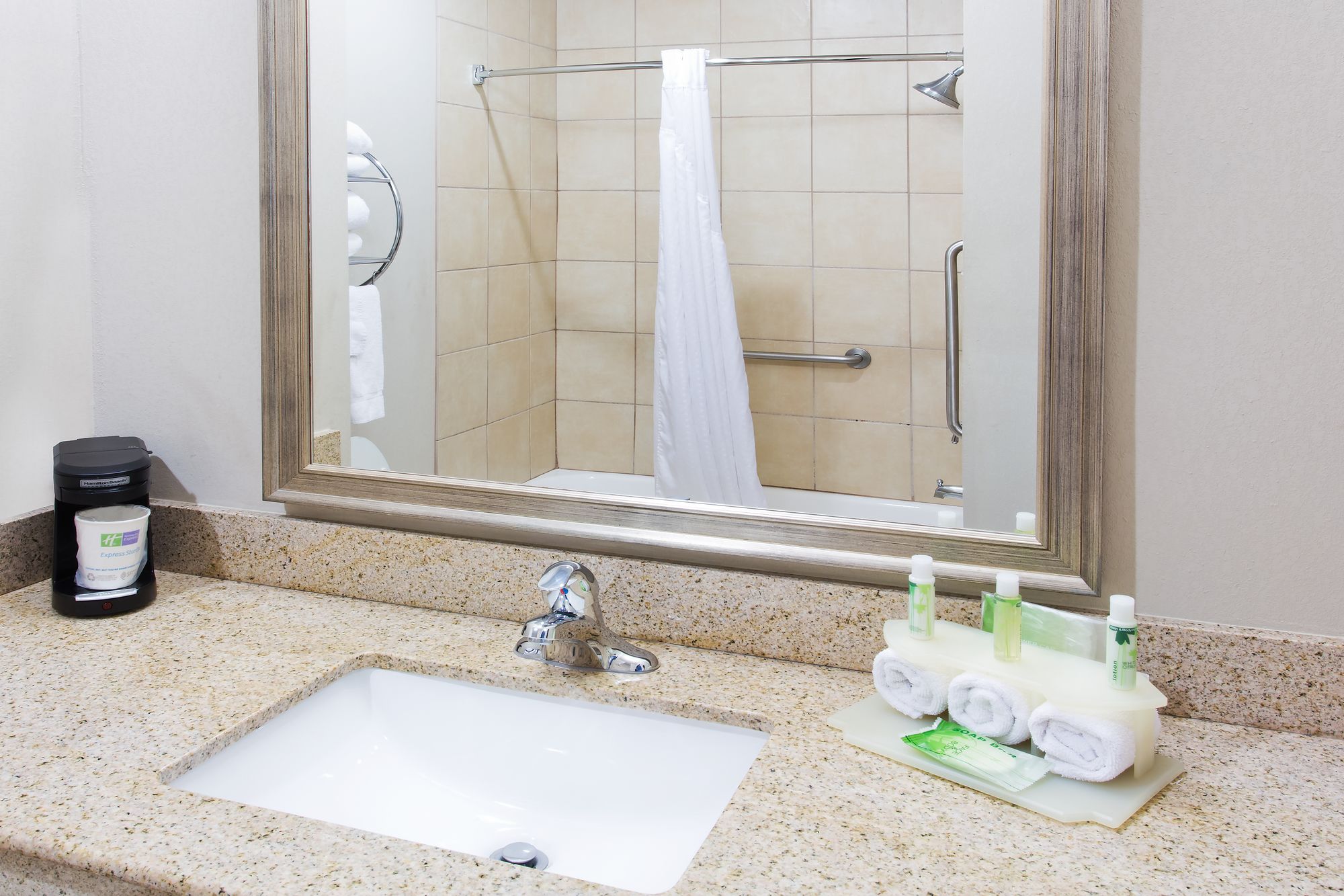 Holiday Inn Express Alvarado