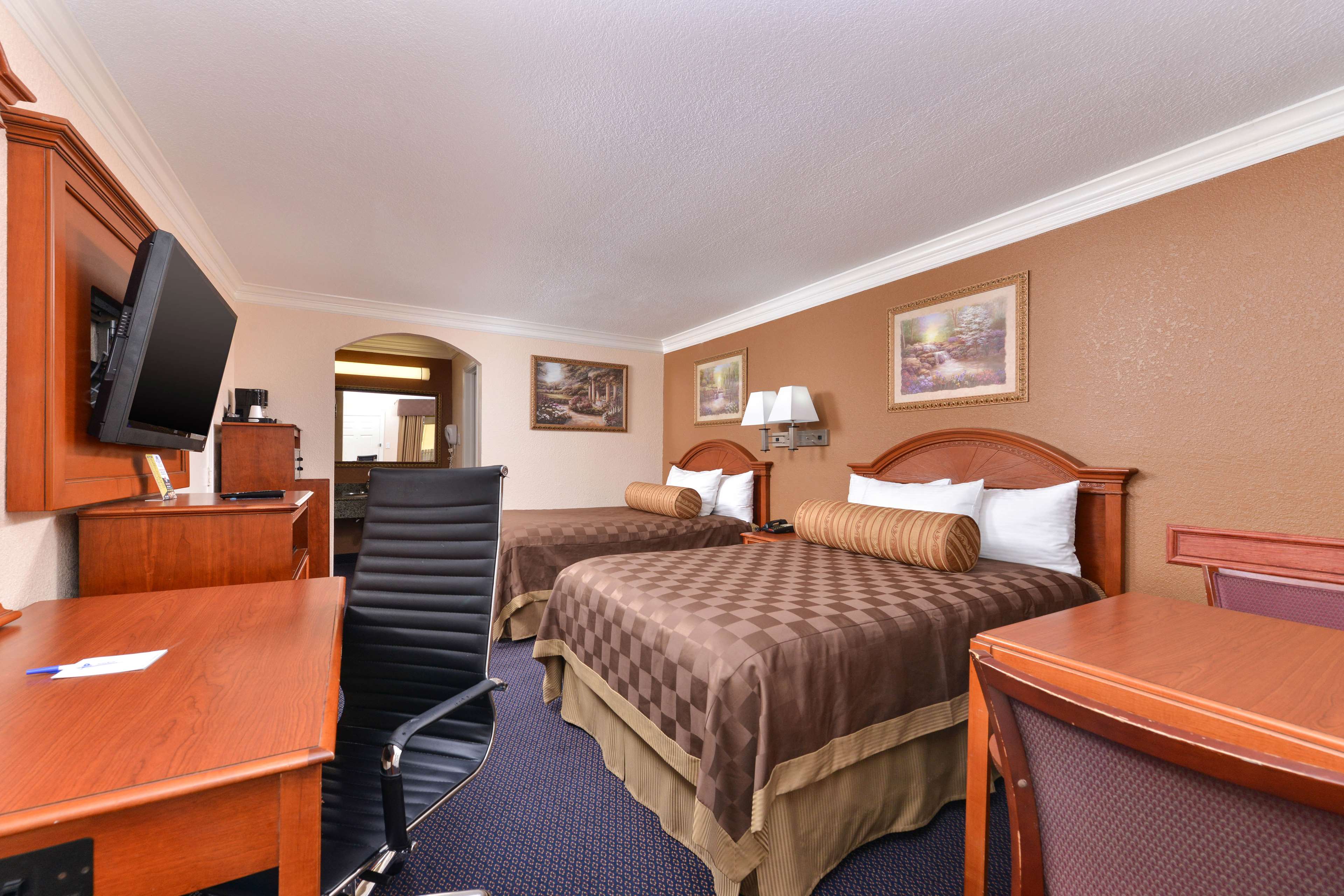 Americas Best Value Inn & Suites-Alvin/Houston