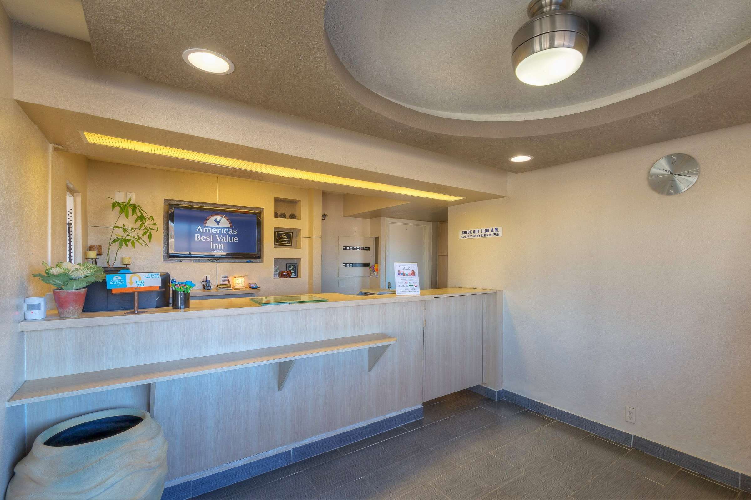 Americas Best Value Inn- Amarillo Airport/grand Street