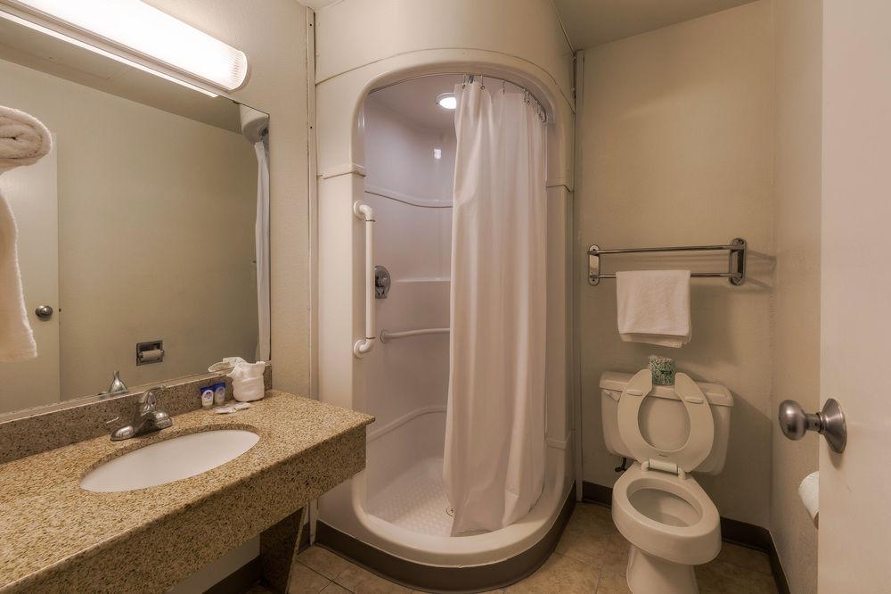 Americas Best Value Inn- Amarillo Airport/grand Street