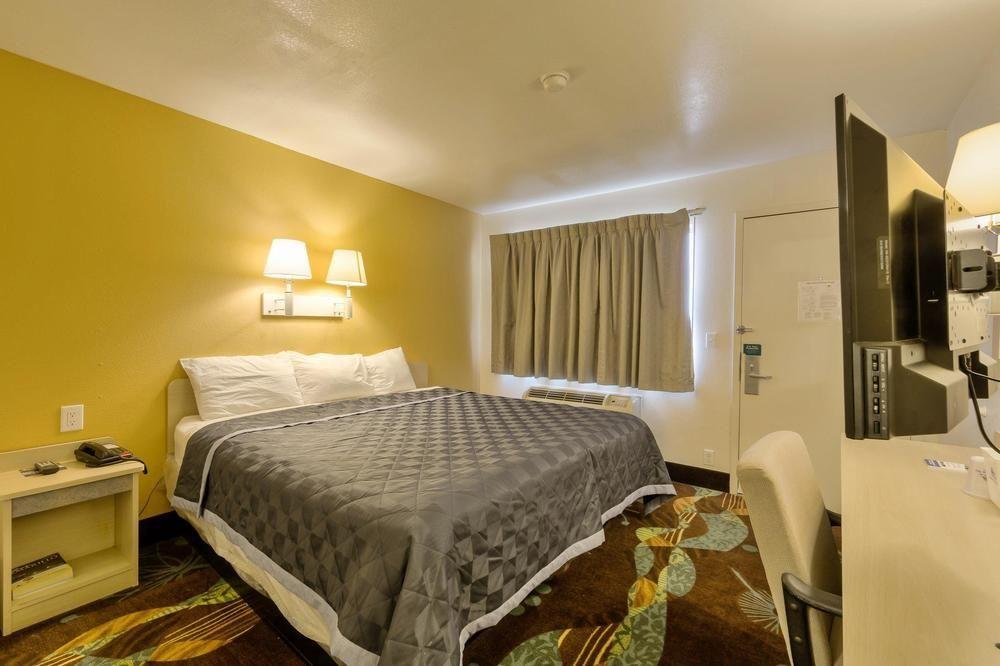 Americas Best Value Inn- Amarillo Airport/grand Street