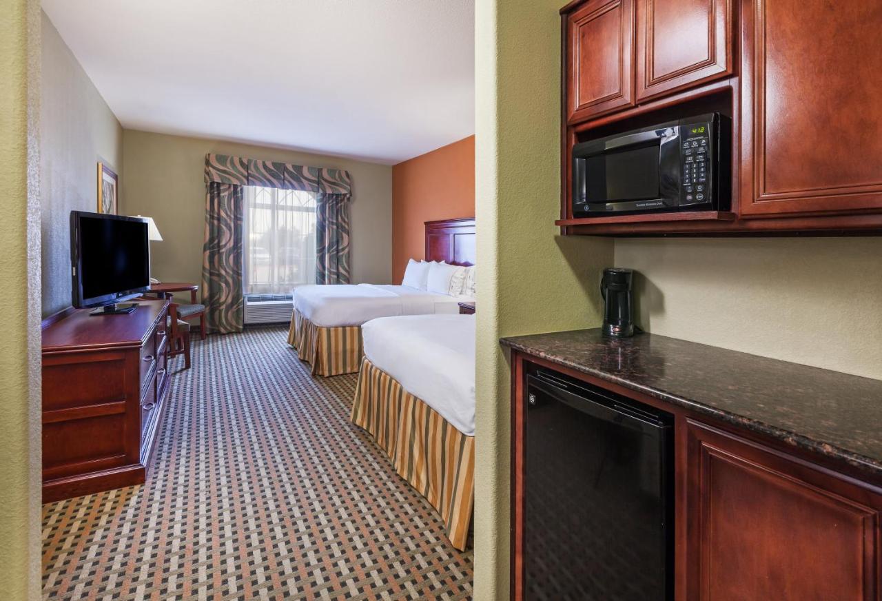 Holiday Inn Express & Suites Amarillo East