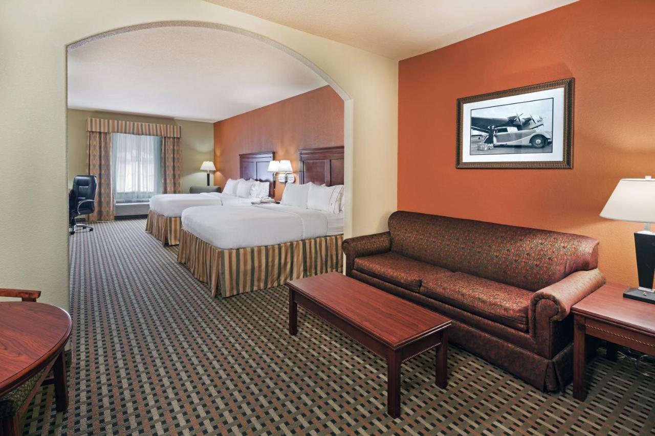 Holiday Inn Express & Suites Amarillo East
