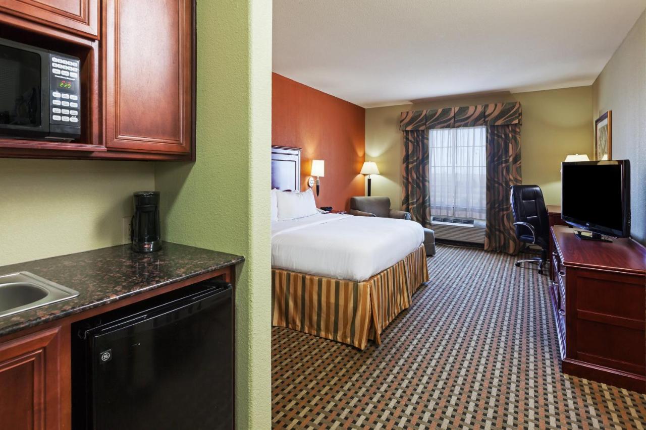 Holiday Inn Express & Suites Amarillo East