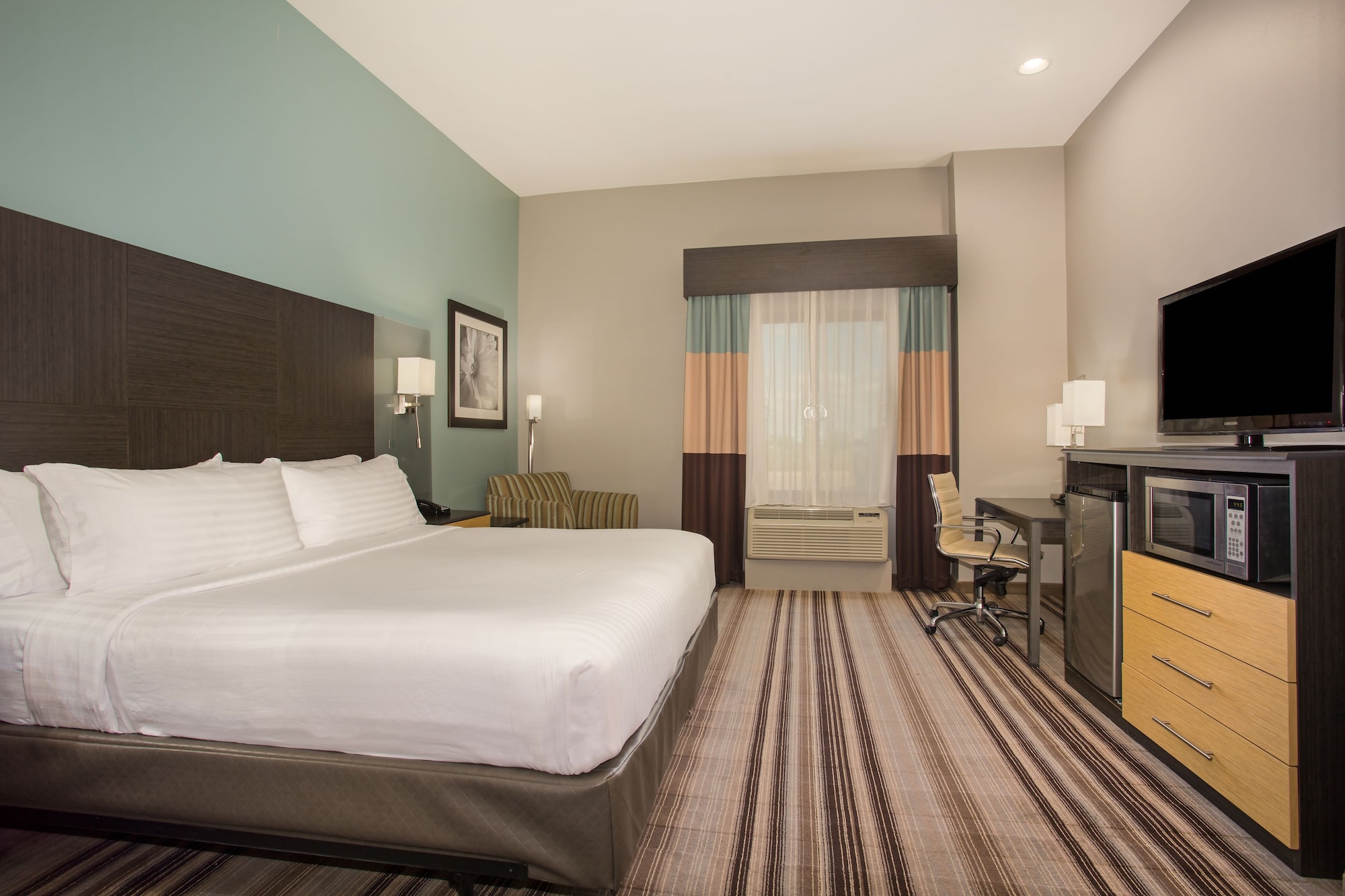 Holiday Inn Express Hotel & Suites Amarillo (West)