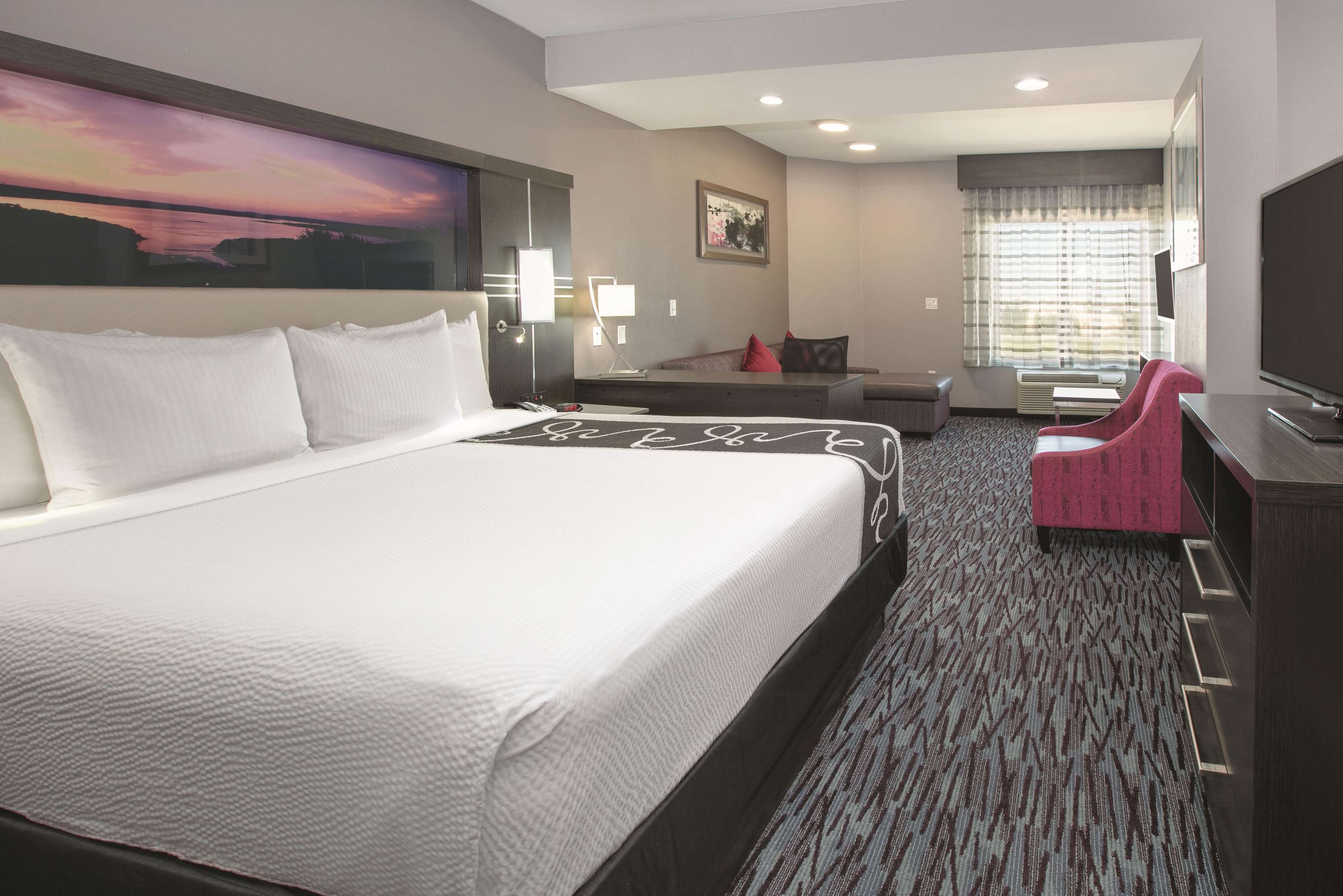 La Quinta Inn & Suites by Wyndham Amarillo Airport