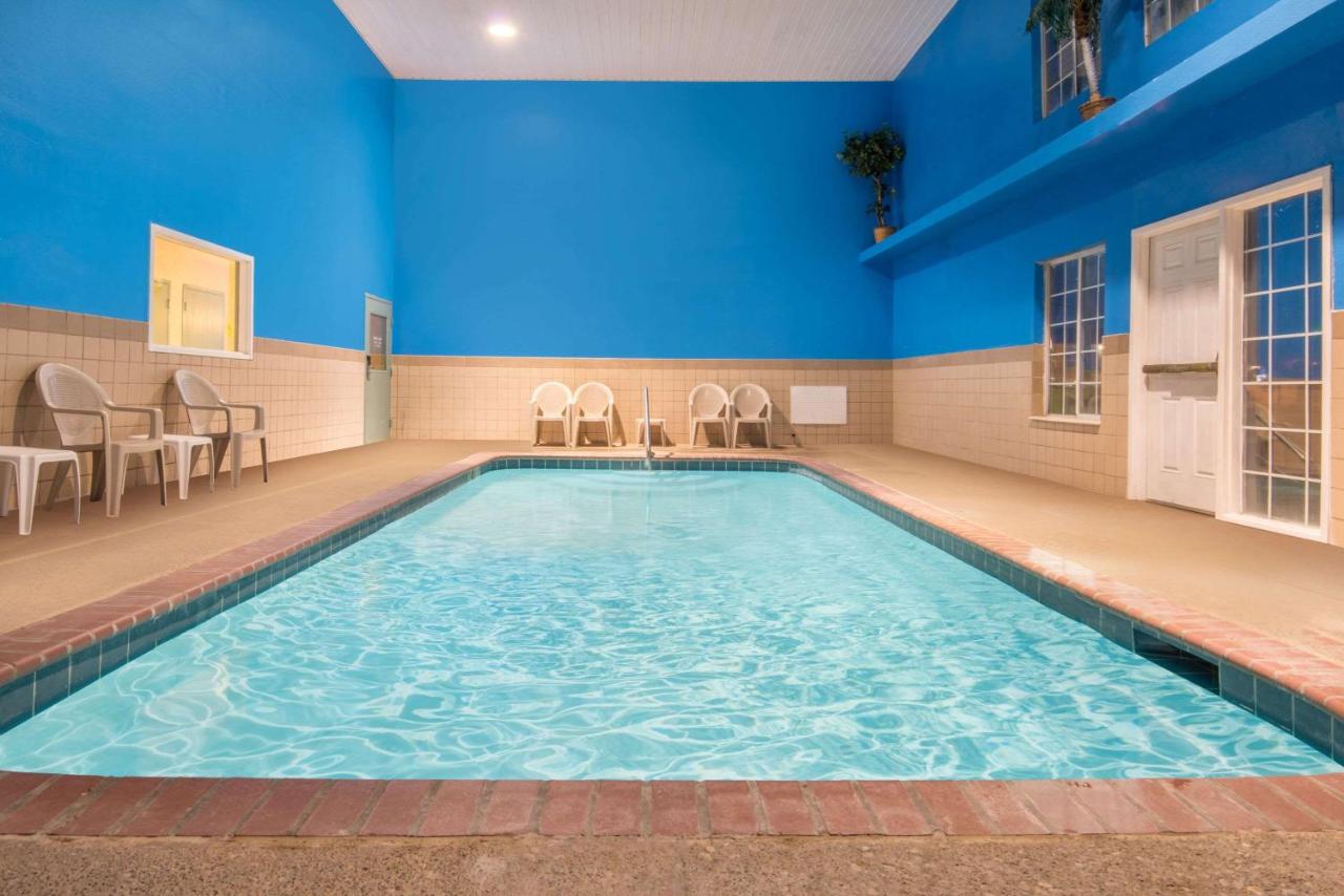 Super 8 by Wyndham Amarillo West