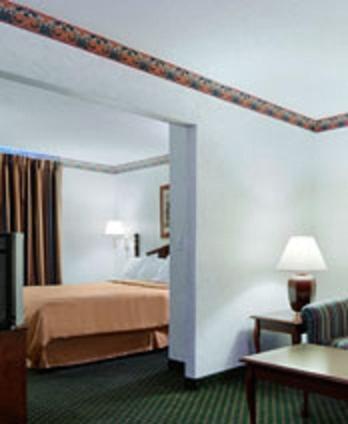 Super 8 by Wyndham Amarillo West