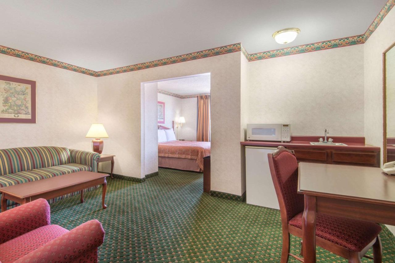 Super 8 by Wyndham Amarillo West