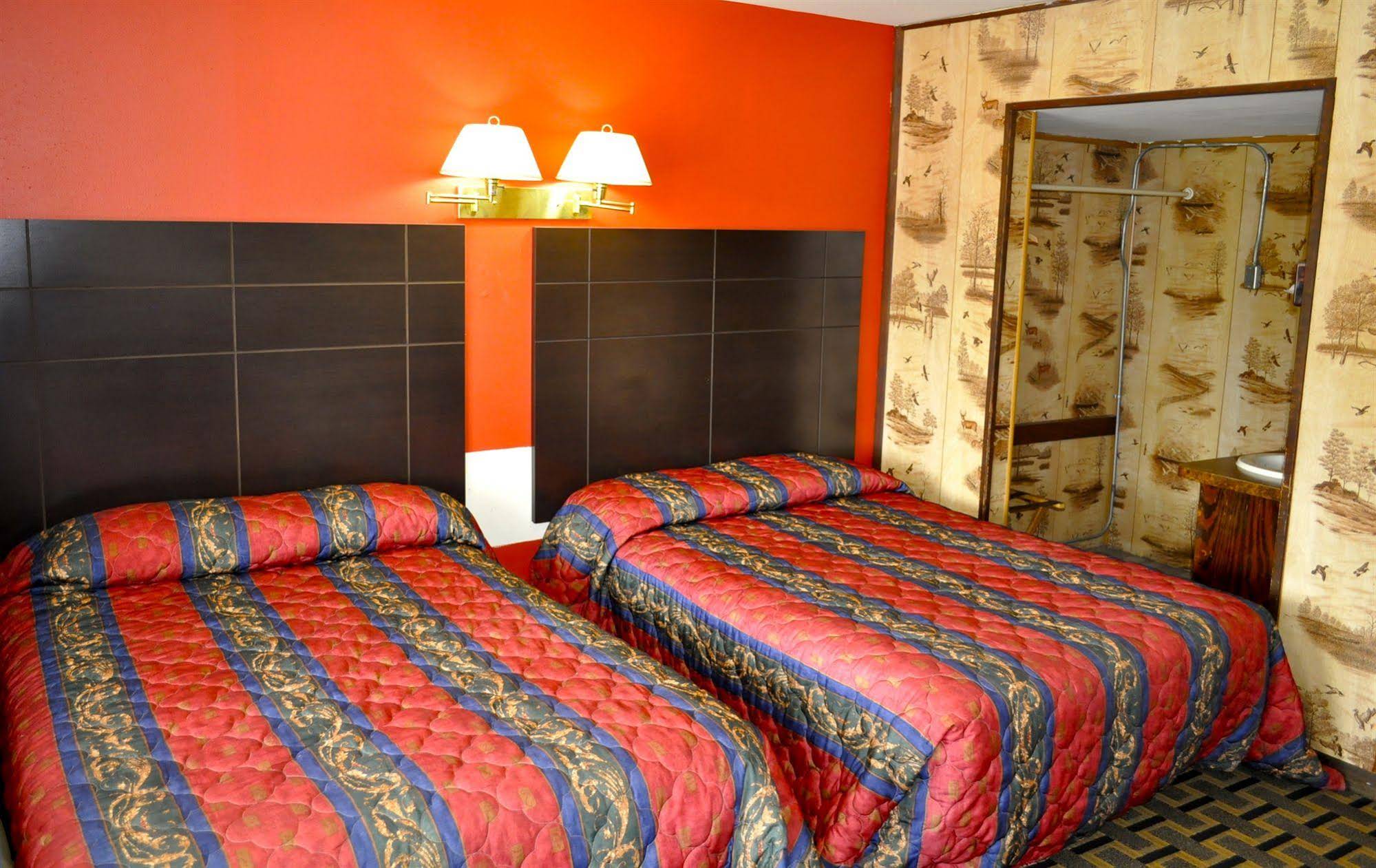 Andrews Motor Inn