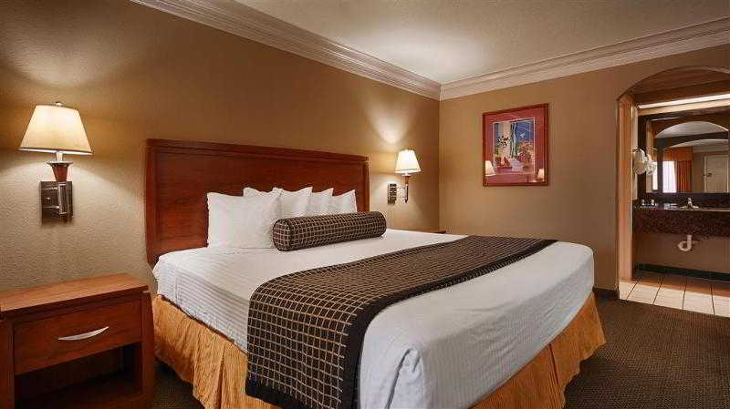 Best Western Angleton Inn