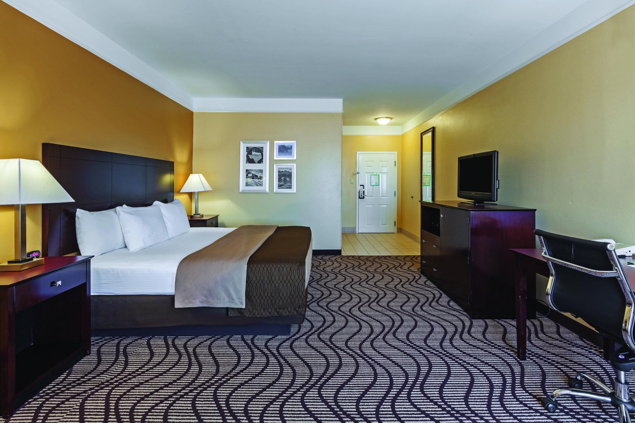 La Quinta Inn & Suites by Wyndham Angleton