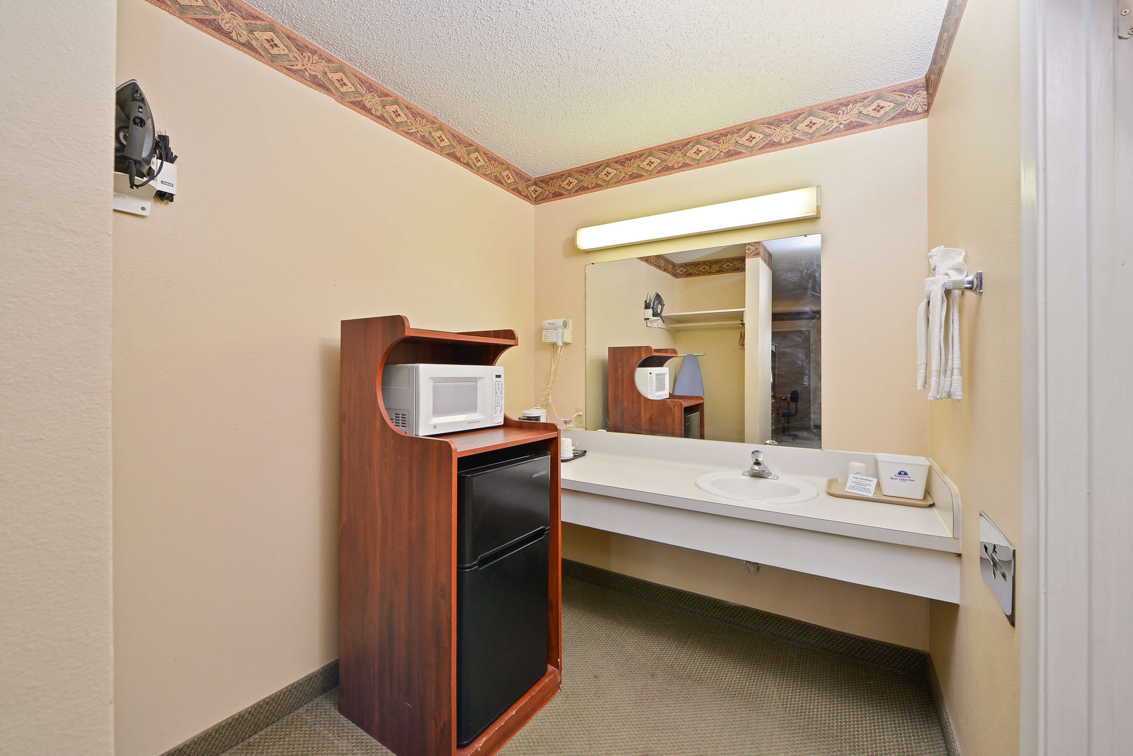 Aransas Bay Inn & Suites Corpus Christi by OYO