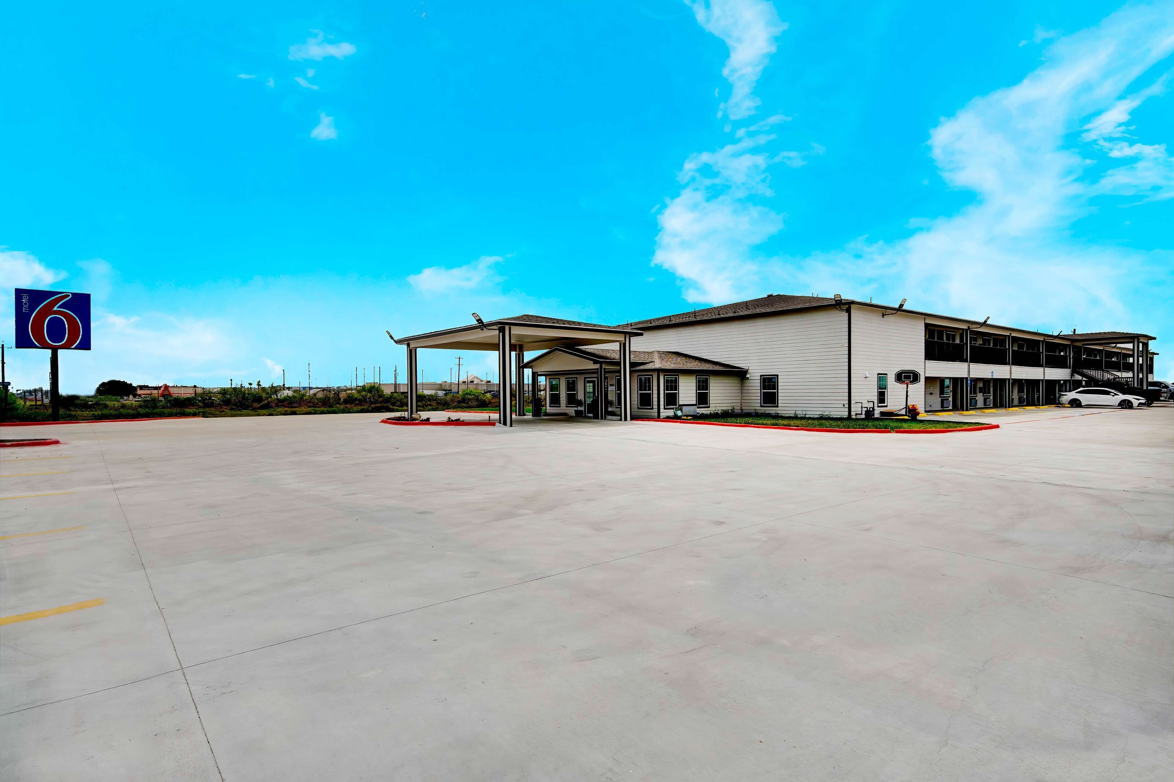 Motel 6 Aransas Pass TX