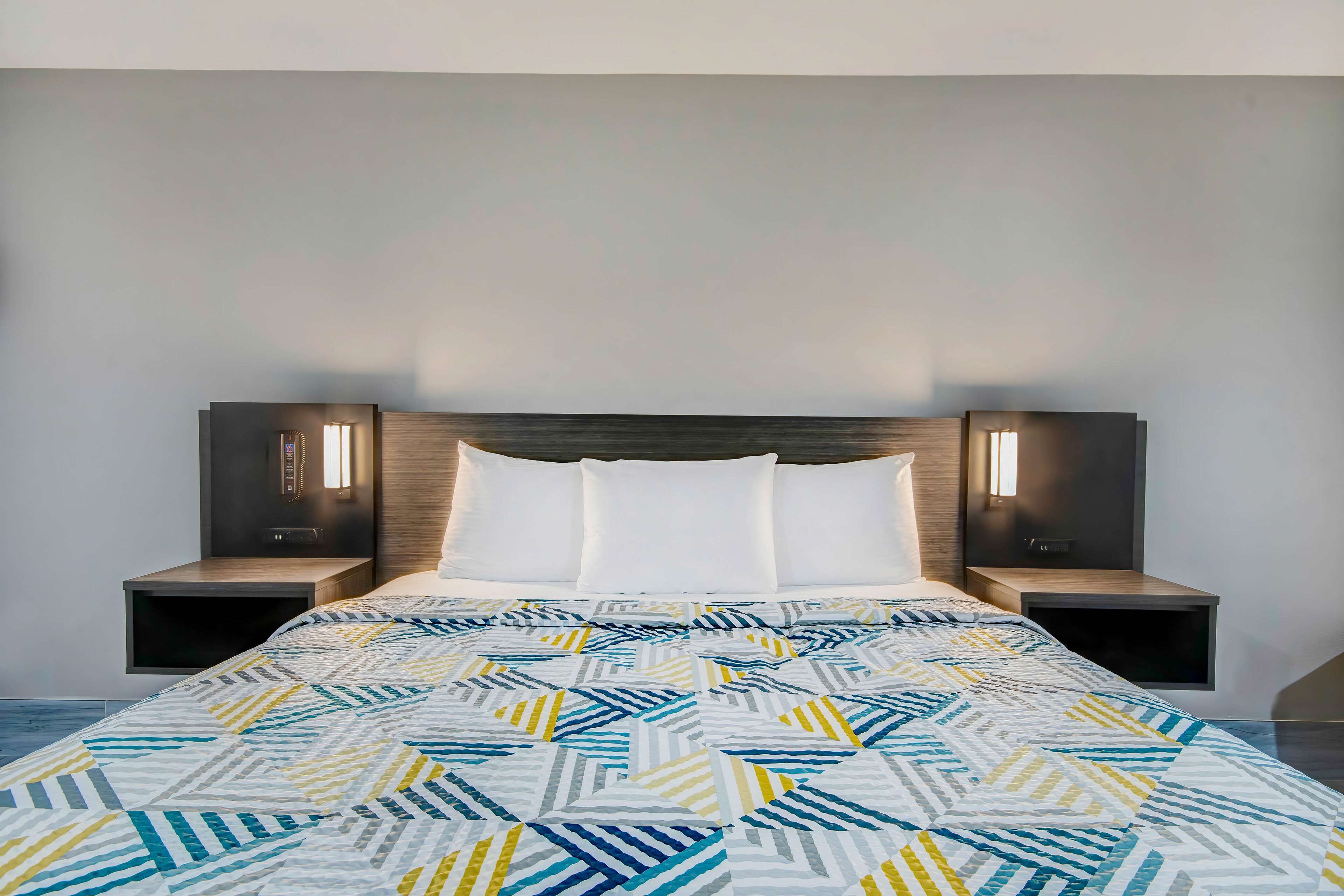 Motel 6 Aransas Pass TX